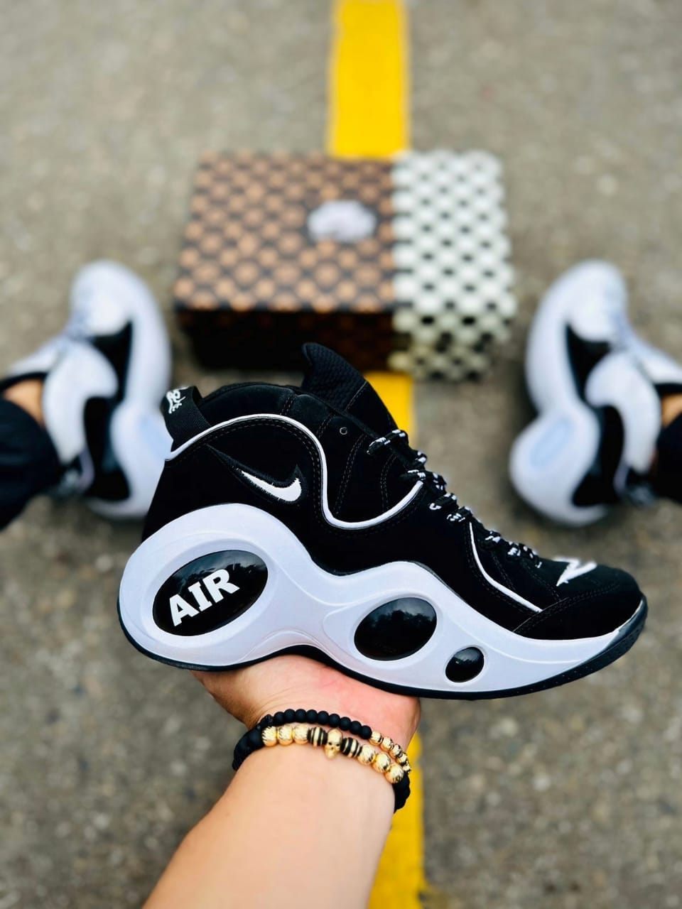 NIKE AIR FLIGHT 95